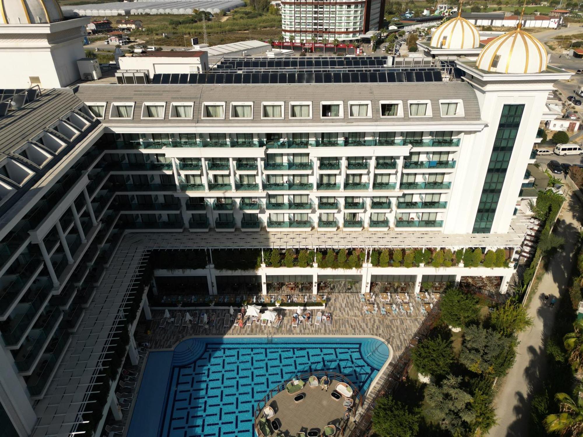 Castival Hotel Side Exterior foto